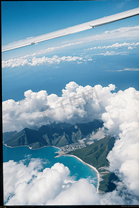 飞机窗户外的云朵摄影图片5