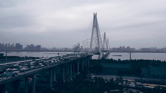 黑金武汉城市建筑二七大桥俯拍航拍实拍