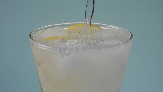 汽水冰块夏季夏天气泡清凉饮料饮品广告宣传实拍