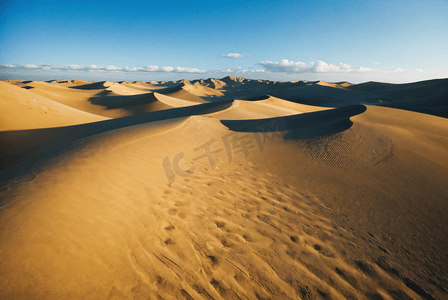 白天沙漠航拍摄影图片9
