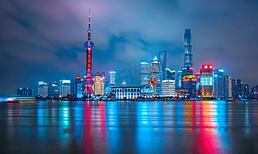 财政金融摄影照片_上海外滩的一个美丽的黄昏