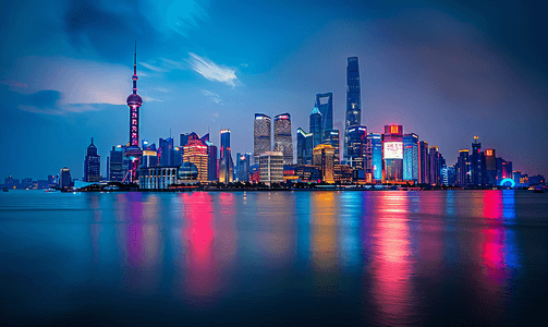公司大楼照片摄影照片_上海外滩的一个美丽的黄昏