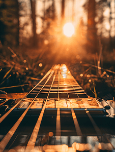 夕阳下的吉他特写