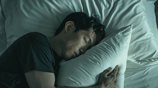 世界睡眠日摄影照片_熟睡中的男性摄影1