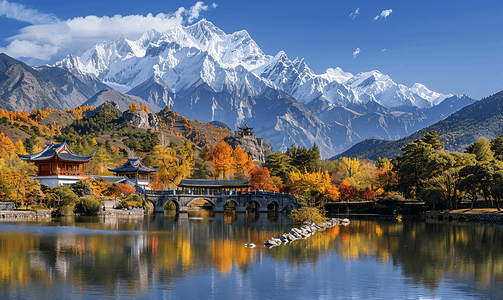 自然风景摄影照片_丽江冬天玉龙雪山日照金山