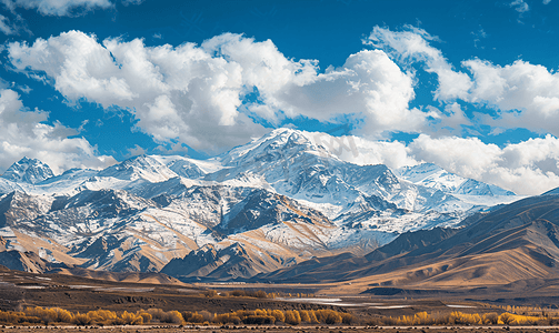 神山摄影照片_西藏的雪山和天空