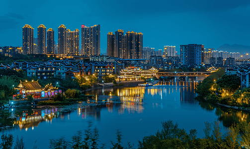 品牌摄影照片_手机线上直播五角场夜景