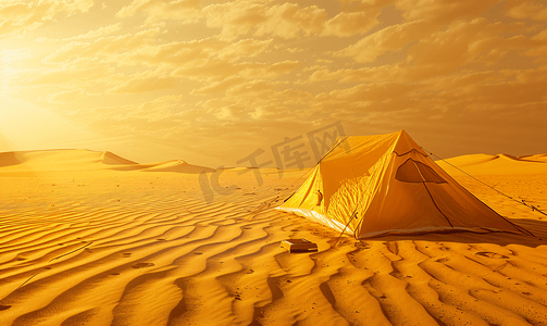 沙漠帐篷露营摄影照片_沙漠露营黄色
