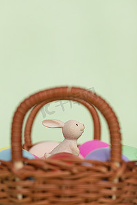 复活节兔子彩蛋绿色图片