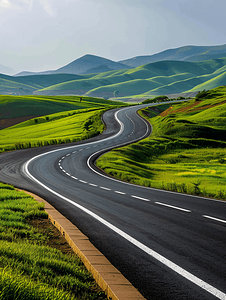 山峰景色摄影照片_公路起伏