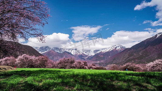 中国风云纹素材摄影照片_大气林芝桃花节索松村雪山雪景风景素材