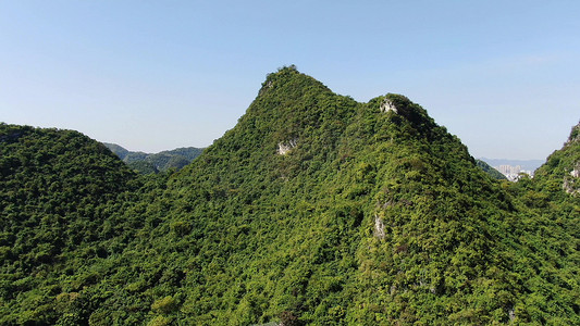 航拍大自然山峰特写自然风景