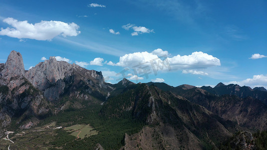 甘南藏族自治州摄影照片_航拍甘南藏族自治州扎尕那石头山风光风景