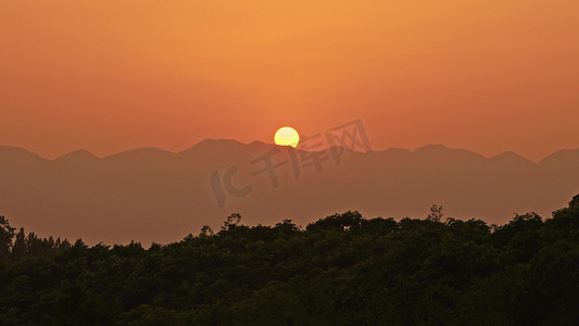 太阳下山被山体遮挡日落影视转场镜头
