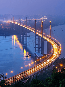 水面蓝天摄影照片_武汉风光夜景鹦鹉洲长江大桥