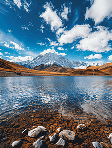 西藏旅行摄影照片_西藏纳木错雪山圣湖