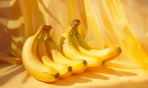 黄香蕉圣女果摄影照片_香蕉新鲜