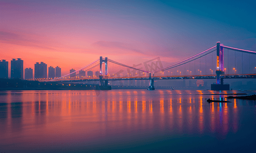 鹦鹉洲摄影照片_夕阳晚霞下的武汉鹦鹉洲大桥夜景