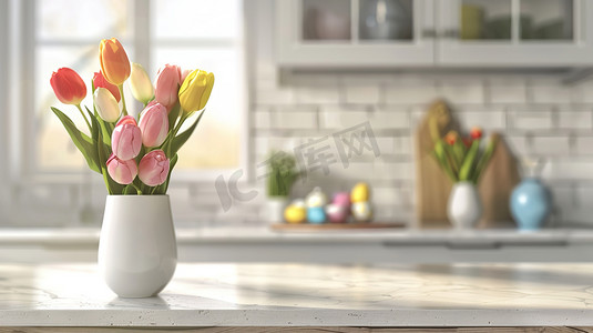 白色厨房桌面上花瓶花朵的摄影14
