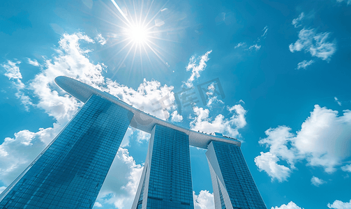 蓝天下的新加坡金沙酒店