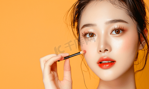客图摄影照片_亚洲人青年女人在线直播化妆