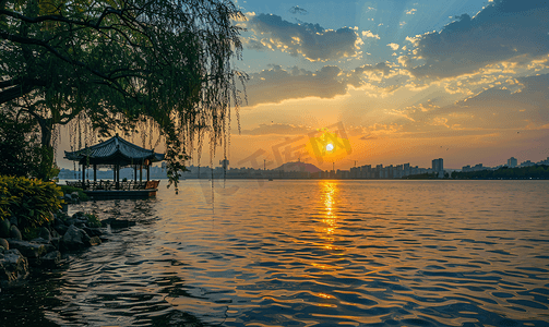 大气开盘摄影照片_西湖的夕阳热情