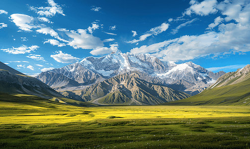 峰峦叠嶂摄影照片_群山叠嶂沉寂