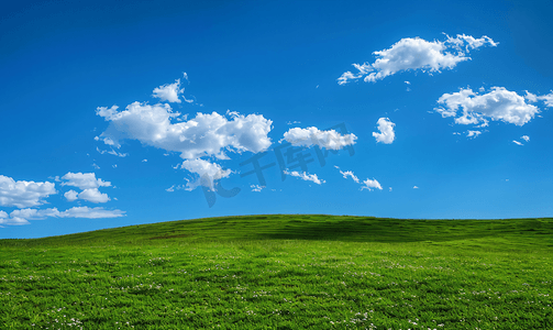 草地白云背景摄影照片_清新夏日风景蓝天白云草地摄影图