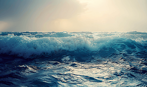 简约蓝色海浪摄影照片_简约场景大海中的海浪