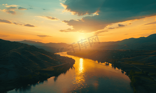 中国山川摄影照片_实拍唯美夏日夏天夕阳下祖国山河