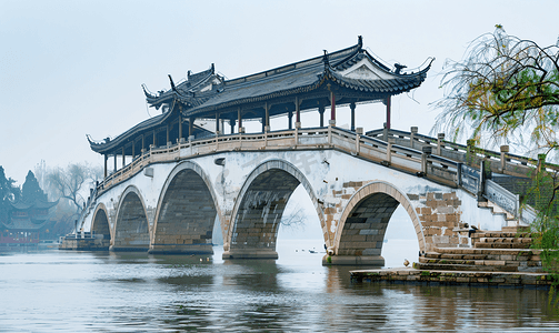 莲花圆珠笔画摄影照片_五庭桥，又称莲花桥，是中国扬州瘦西湖的一座著名古建筑.