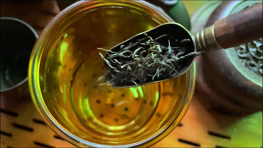 茶文化素材摄影照片_春茶茶叶绿茶泡茶实拍素材