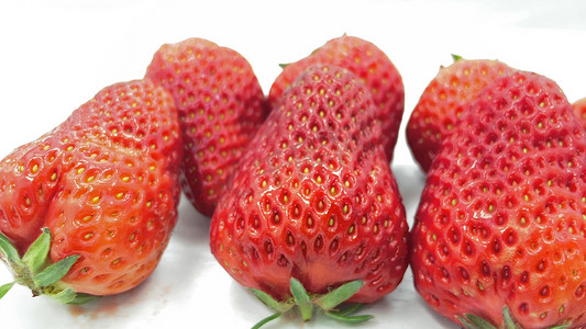 实拍生鲜水果草莓草莓果肉特写实拍