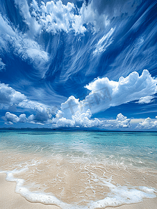 蓝天白云大海摄影照片_夏天天空蓝天白云大海沙滩