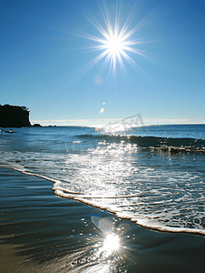 日系日本海边镰仓大海摄影图