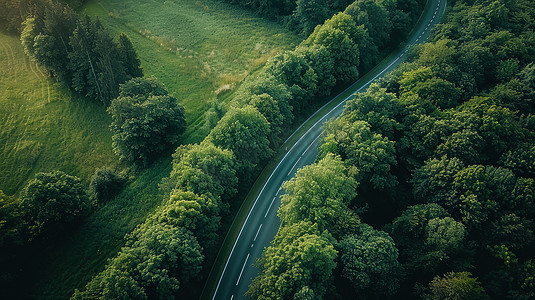 高速道路摄影照片_大自然乡村森林道路图片