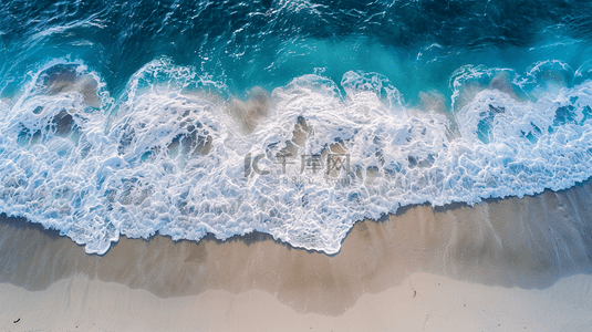 蓝色海边沙滩背景图片_夏季海边沙滩海浪休闲背景