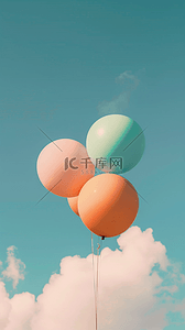 快乐素材背景图片_六一儿童节蓝天里的五彩气球背景素材