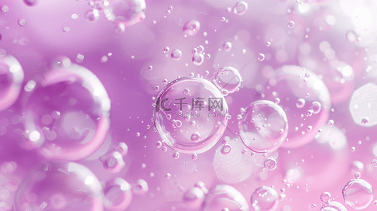 草房子细马图片背景图片_618夏天粉紫色补水妆品水分子水珠图片