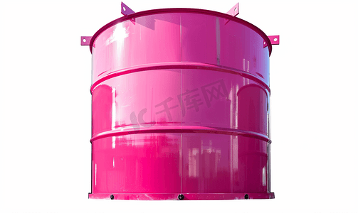 大雨水摄影照片_粉红色水玻璃纤维水箱孤立在白色背景剪切路径上