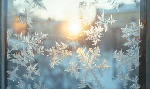 室内冬天摄影照片_城市房屋窗户表面结霜