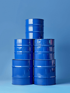 蓝色油桶或垂直化学桶