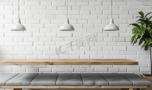 空灰色座位和带白砖墙的木桌