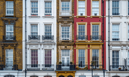 英国伦敦街道上的英国建筑和住宅建筑外墙