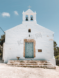 海特摄影照片_西班牙伊维萨岛圣马特乌德拉阿尔巴卡老白教堂