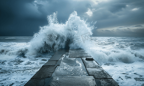 波浪破碎机和海平面