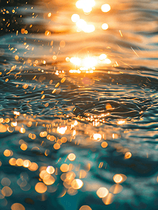 反射纹理摄影照片_肮脏的水在阳光下反射