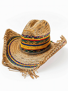 白色背景上的墨西哥查罗帽子