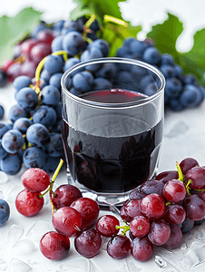 葡萄汁和浆果