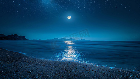 海洋夜晚月亮波浪摄影照片